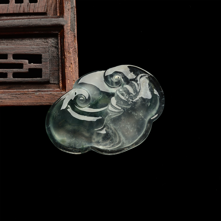 (超值推荐)冰玻种飘花蝙蝠如意挂件