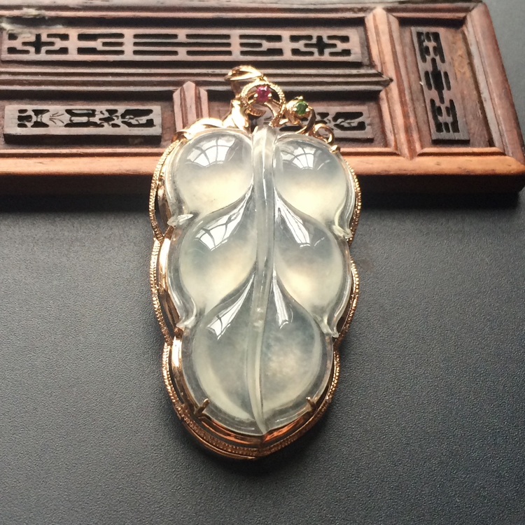 https://jdimg.jaadee.net//images/201508/goods_img/56184_P_1440831540578.jpg