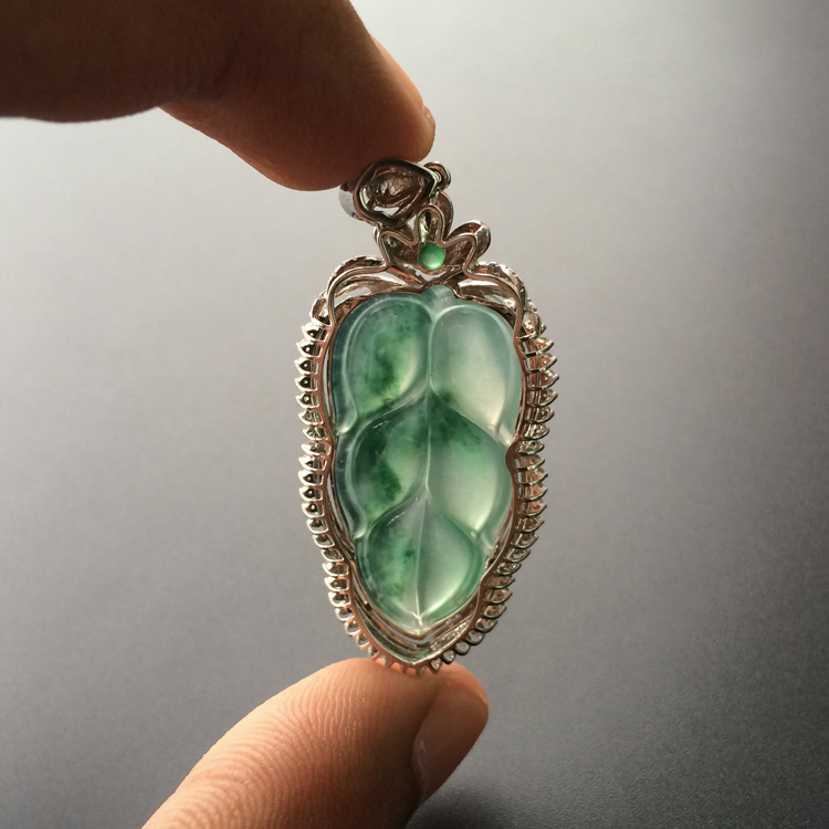 https://jdimg.jaadee.net//images/201508/goods_img/56202_P_1440985033781.jpg