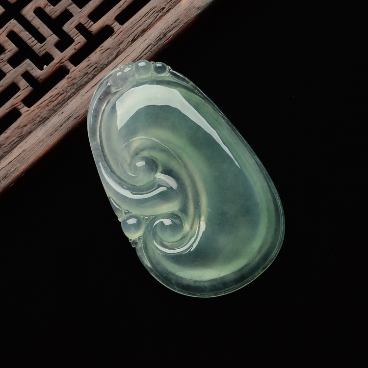 冰种晴水如意挂件