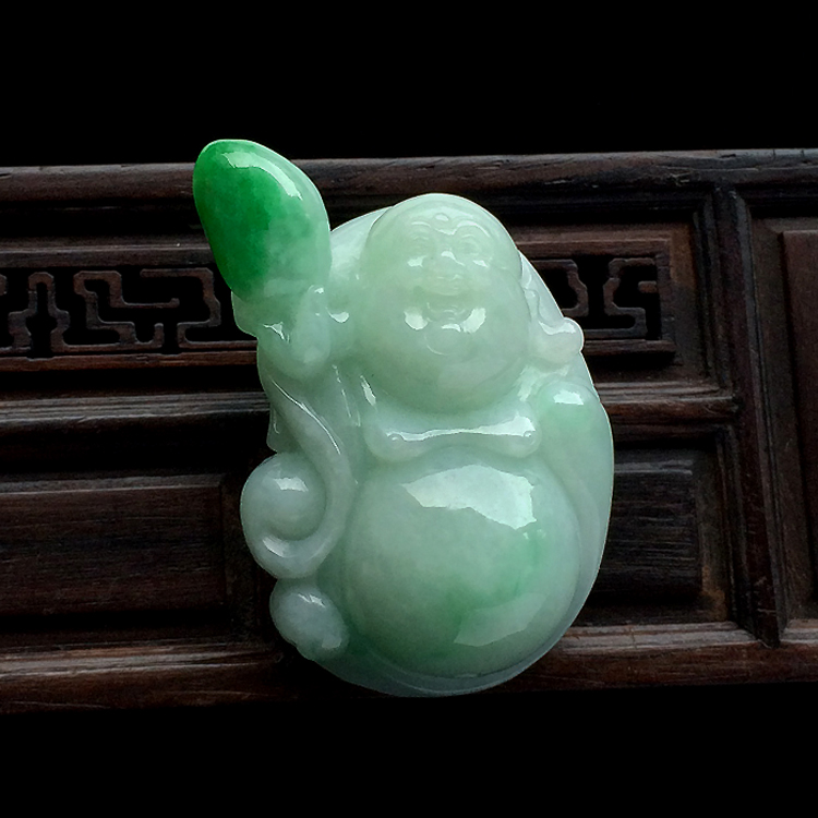 糯冰种飘翠玉佛挂件
