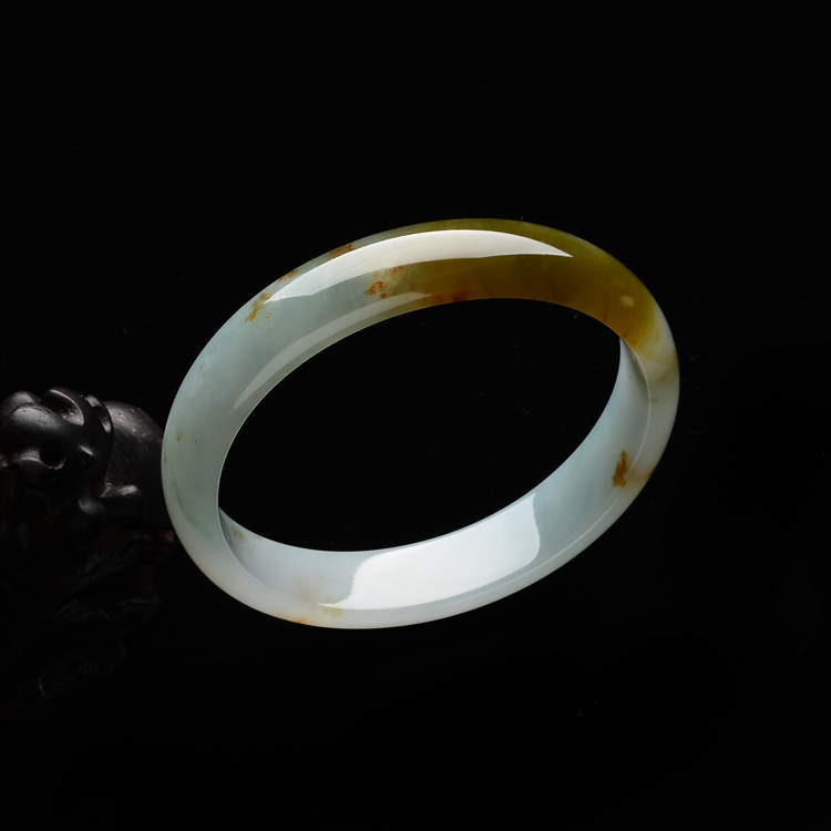 (超值推荐)糯冰种晴水褐黄翡飘花贵妃镯(54.7mm-49.8mm)