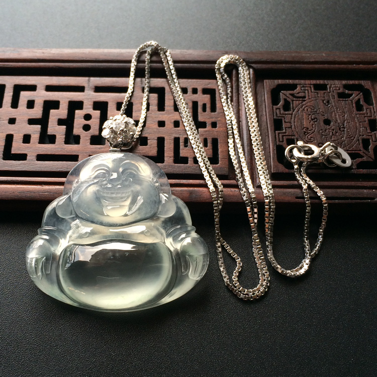 (超值推荐)冰玻种淡晴水玉佛挂件(金扣)