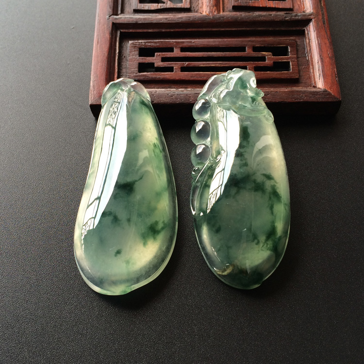 (超值推荐)冰种飘花福瓜挂件(一对)