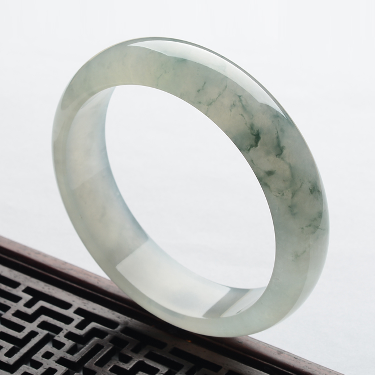 (超值推荐)冰种晴水略飘花手镯(58.4mm)