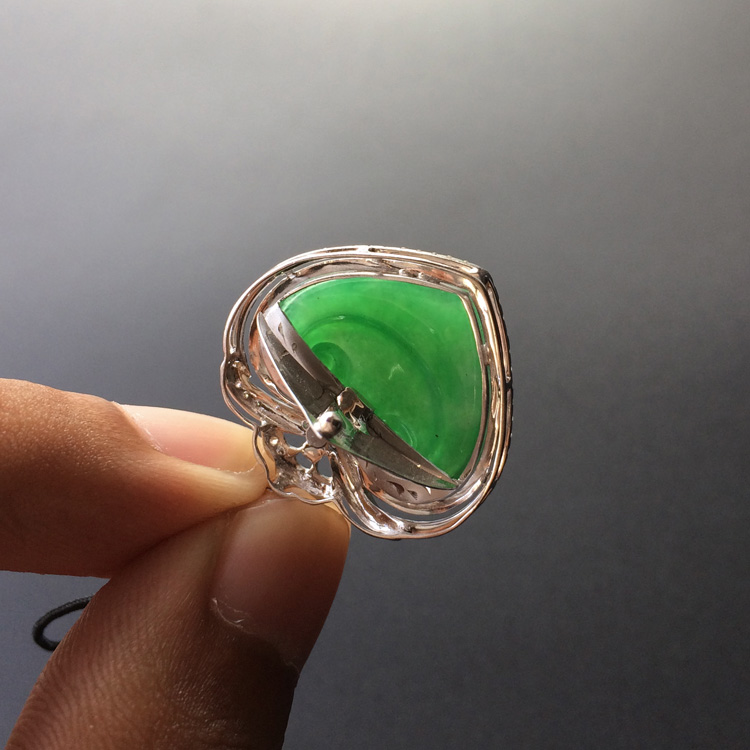 https://jdimg.jaadee.net//images/201510/goods_img/58361_P_1444938778047.jpg