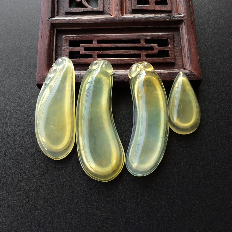 (超值推荐)冰种黄翡福瓜/水滴/挂件/胸坠面(一批)