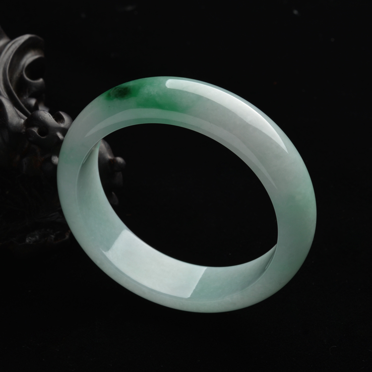 (超值推荐)糯冰种晴水飘翠手镯(57.6mm)