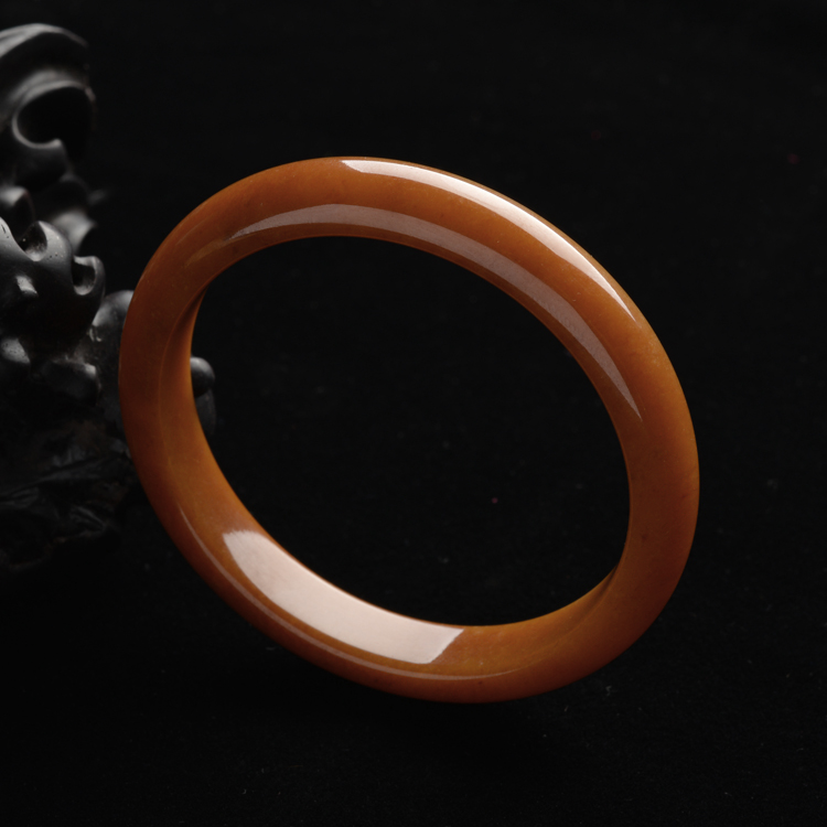 (超值推荐)糯冰种满色红黄翡手镯(52.5mm)