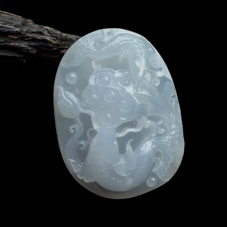 （超值推荐）糯冰种晴水年年有余挂件