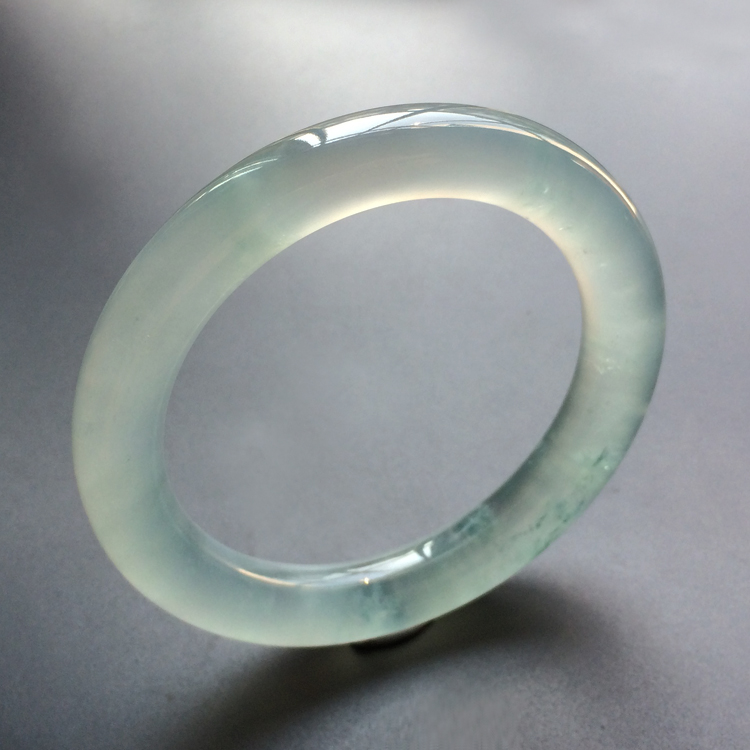 (超值推荐)冰种略飘花圆条手镯(57mm)