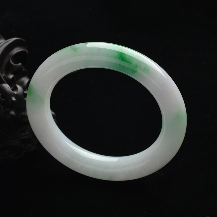 (超值推荐)糯冰种白底青圆条手镯(56.6mm)