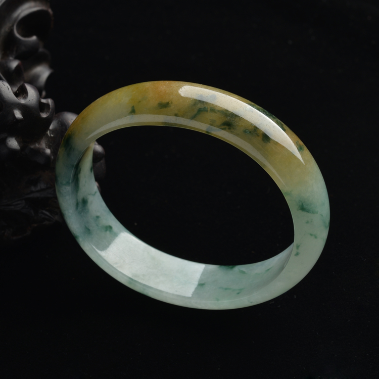 (超值推荐)糯冰种飘花带黄翡贵妃镯(54mm-47.2mm)