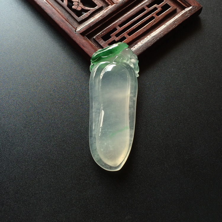 (超值推荐)冰种飘花福瓜挂件