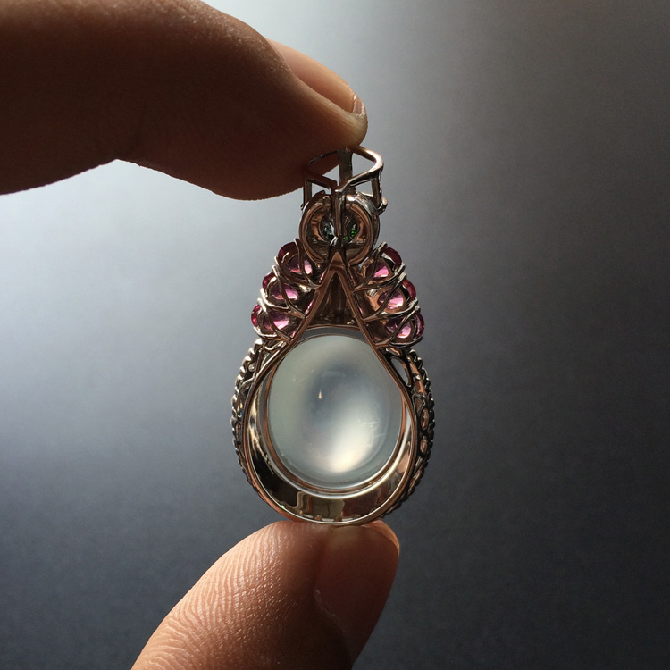 https://jdimg.jaadee.net//images/201510/goods_img/58752_P_1445880968623.jpg