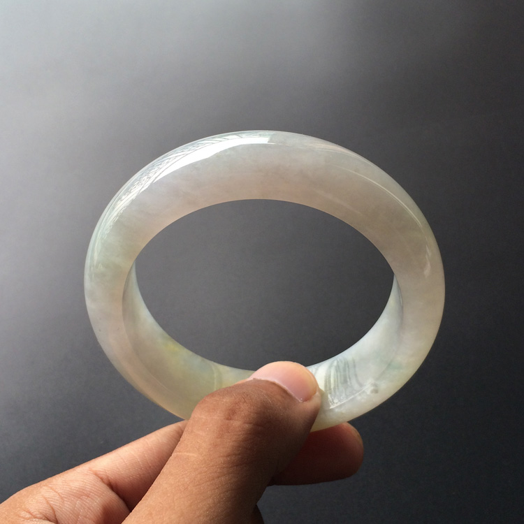 (超值推荐)糯冰种黄翡手镯(57.7mm)