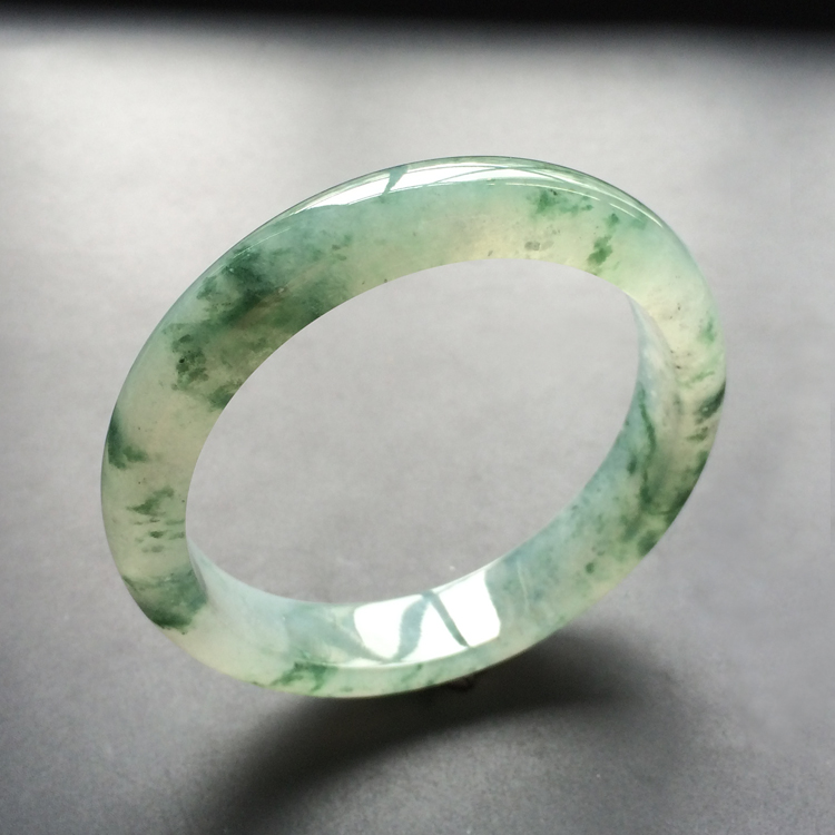 (超值推荐)冰种飘花手镯(56.8mm)
