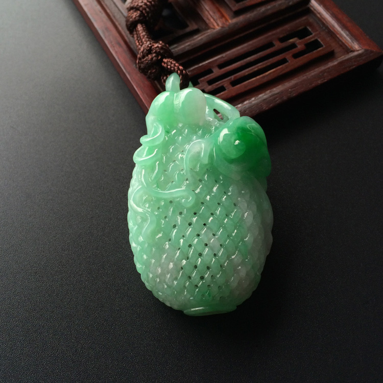 (超值推荐)糯冰种翠色满载而归挂件