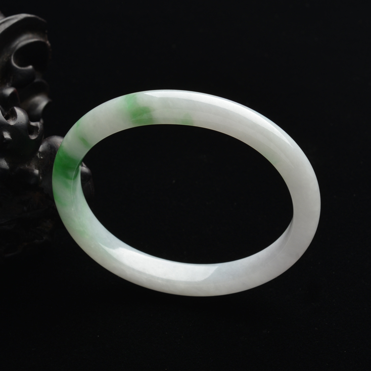 (超值推荐)糯冰种飘花贵妃镯(54.6mm-47.6mm)