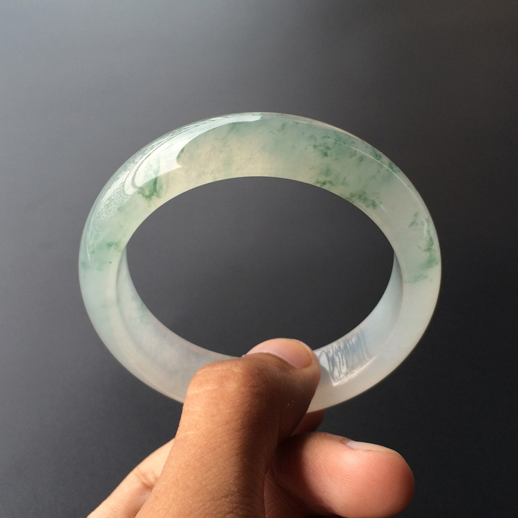 (超值推荐)冰种飘花手镯(56.2mm)