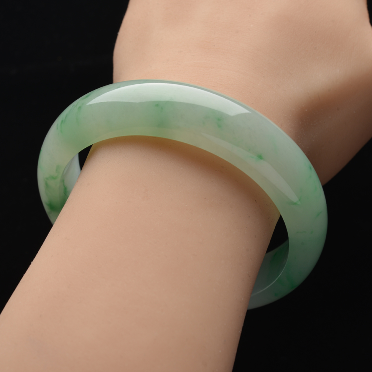 https://jdimg.jaadee.net//images/201511/goods_img/59451_P_1447263282486.jpg