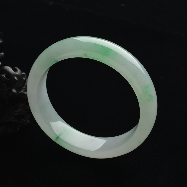 (超值推荐)糯冰飘翠手镯(60.1mm)