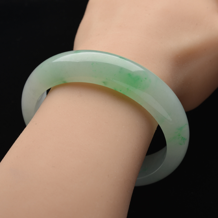 https://jdimg.jaadee.net//images/201511/goods_img/59456_P_1447263970397.jpg