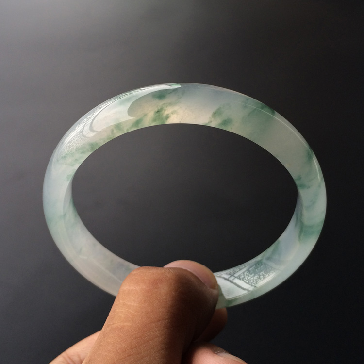 (超值推荐)冰种飘花手镯(56.6mm)
