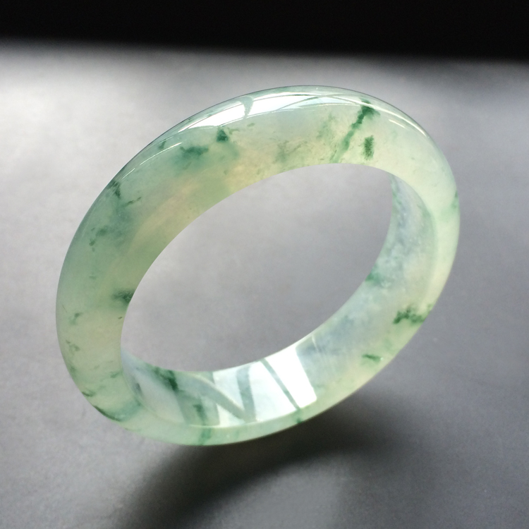 (超值推荐)冰种飘花手镯(59.2mm)