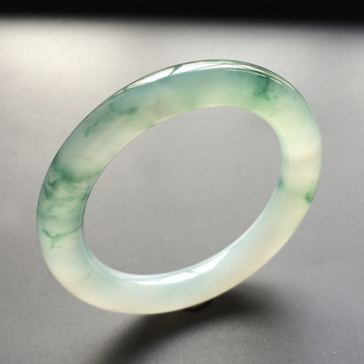 (超值推荐)冰种飘花圆条手镯(56mm)