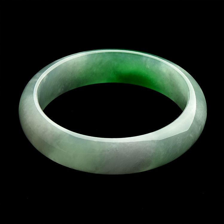 （超值推荐）糯冰种飘阳绿手镯（55.1mm）