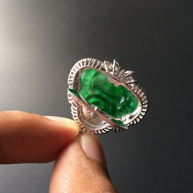 https://jdimg.jaadee.net//images/201511/goods_img/59979_P_1448060657882.jpg