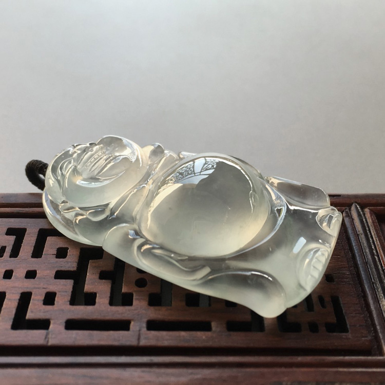 https://jdimg.jaadee.net//images/201511/goods_img/60124_P_1448341968871.jpg