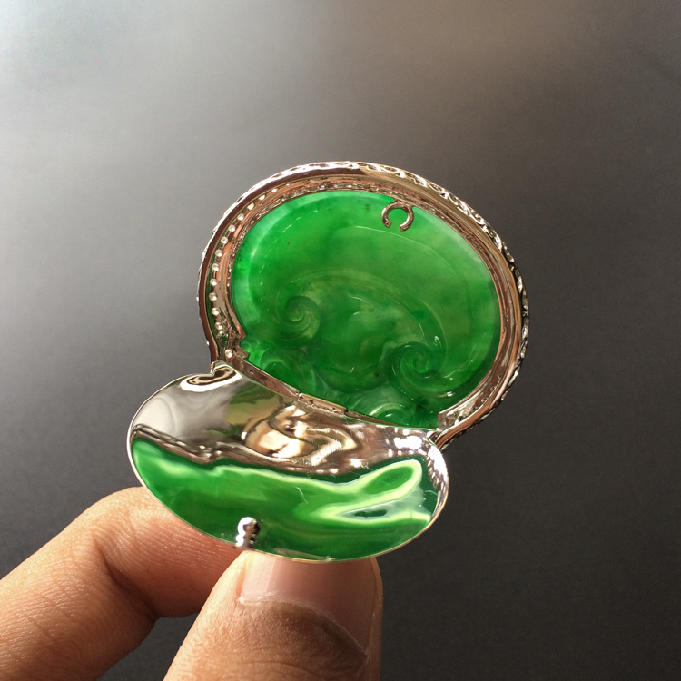 https://jdimg.jaadee.net//images/201511/goods_img/60182_P_1448392717652.jpg