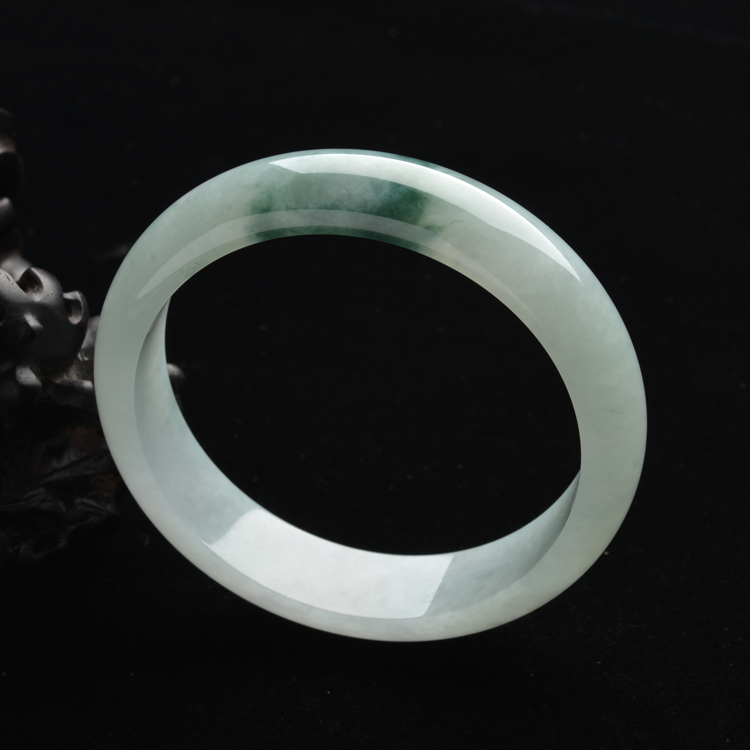 (超值推荐)糯冰种飘花手镯(58mm)
