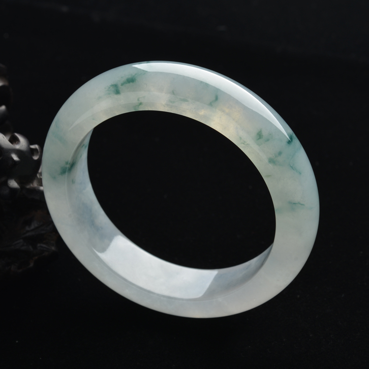 (超值推荐)冰种飘花手镯(58mm)