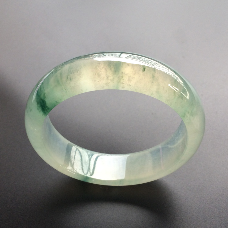 (超值推荐)冰玻种飘花手镯(59mm)