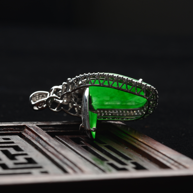 https://jdimg.jaadee.net//images/201511/goods_img/60308_P_1448644726082.jpg