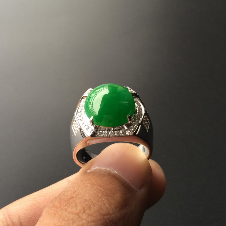 (超值推荐)糯冰种阳绿镶白金钻石戒指
