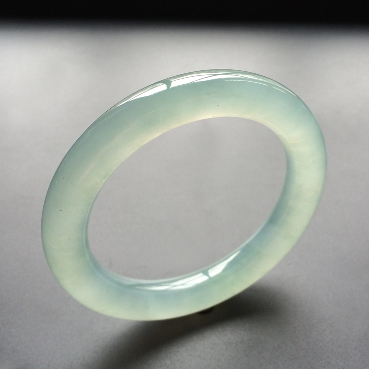 (超值推荐)冰种晴水圆条手镯(55.3mm)