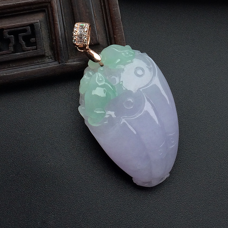 糯冰种春带彩呱呱来财挂件