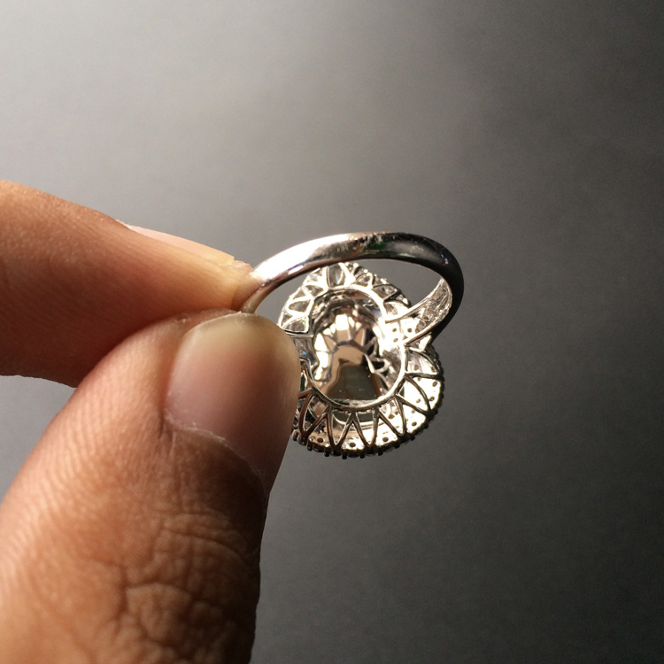 https://jdimg.jaadee.net//images/201512/goods_img/60494_P_1448995726479.jpg