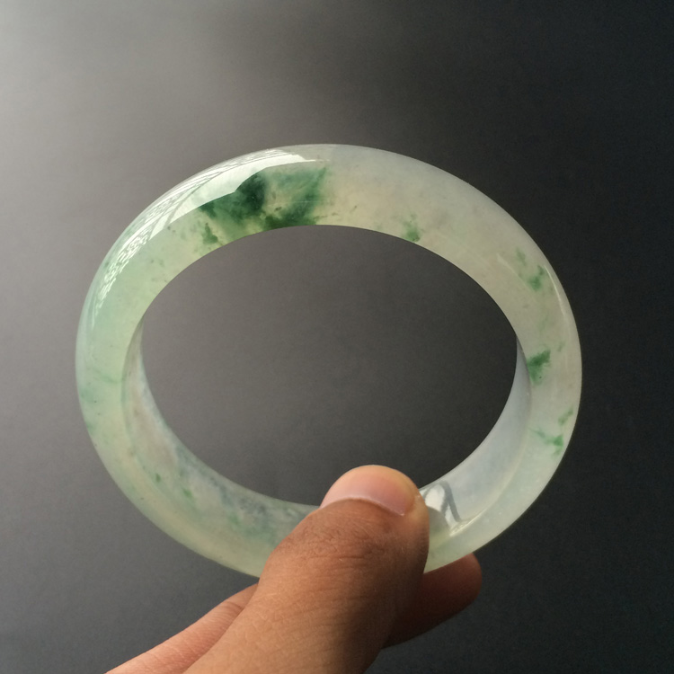 (超值推荐)冰种飘花手镯(58.6mm)