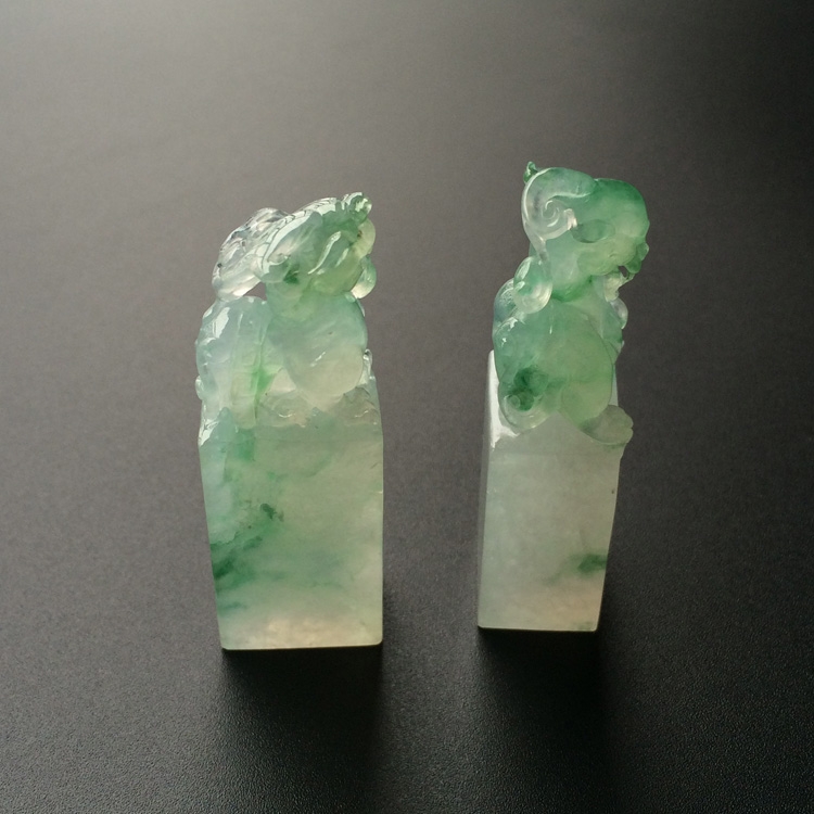 https://jdimg.jaadee.net//images/201512/goods_img/60761_d2ec4c5a9da.jpg