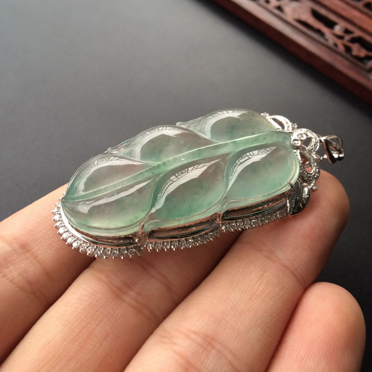 https://jdimg.jaadee.net//images/201512/goods_img/60766_d2ec5366c18.jpg