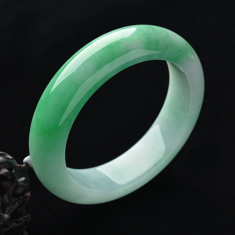 (超值推荐)糯冰种飘翠手镯(一对)(59.7mm/61.2mm)