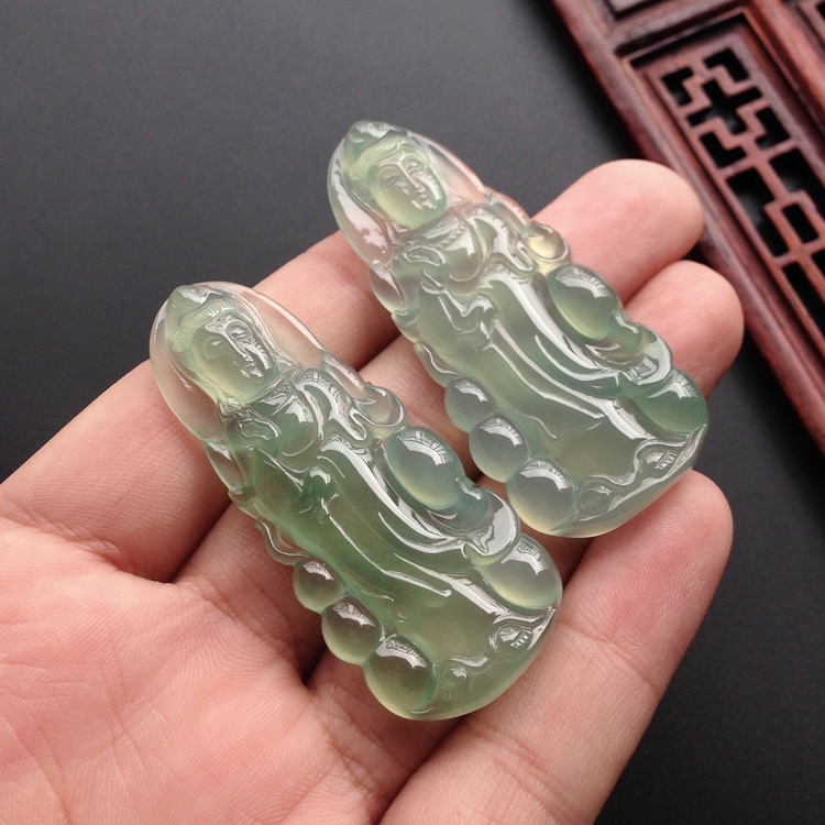 (超值推荐)冰种晴水站观音挂件(一对)