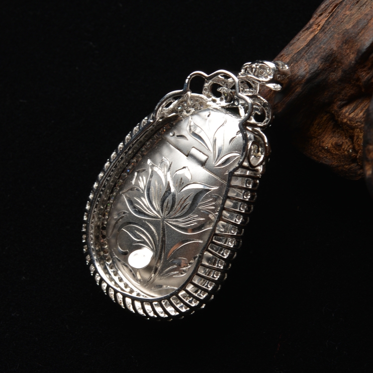 https://jdimg.jaadee.net//images/201512/goods_img/60969_1518eb37373.jpg
