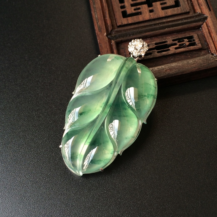 https://jdimg.jaadee.net//images/201512/goods_img/61011_d2f970662d6.jpg
