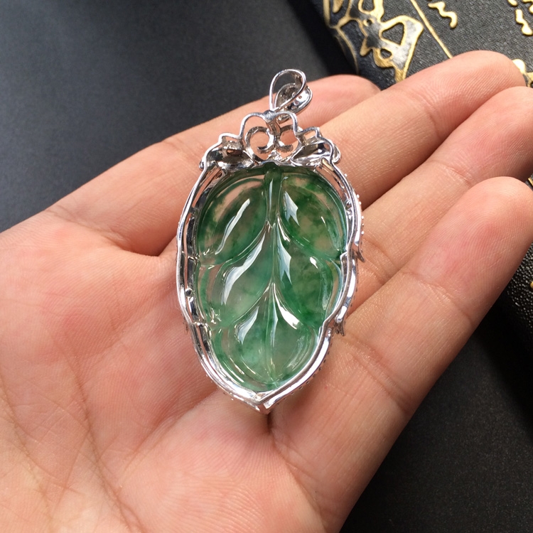https://jdimg.jaadee.net//images/201512/goods_img/61014_d2f97231e3a.jpg